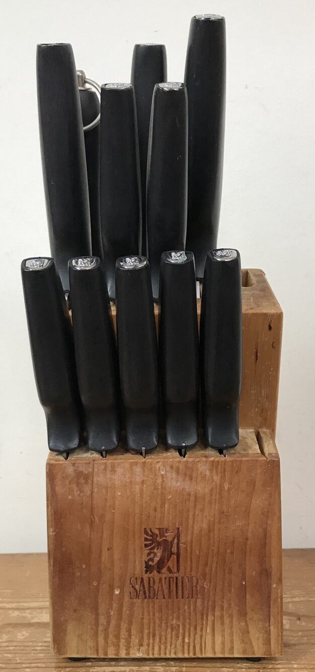 Sabatier ChefStar Wooden Knife Block 11 Piece Set Chefs Steak Knives Incomplete